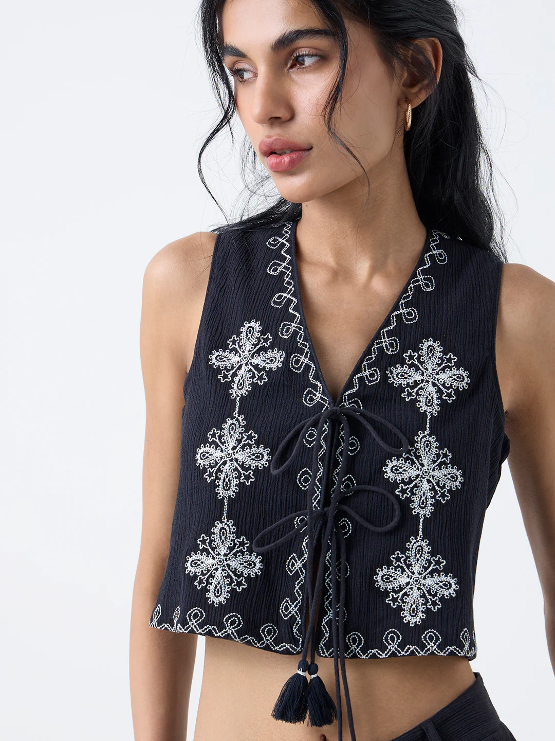 Bombay Paisley Black Floral Embroidered Cotton Vest Top - Image 3