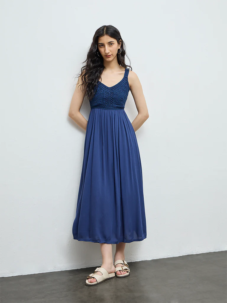 Bombay Paisley Blue Crochet Knitted A-Line Dress - Image 2