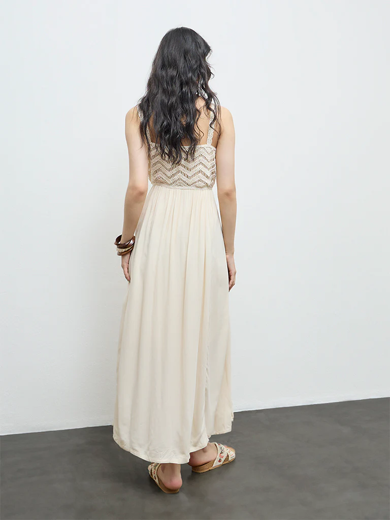 Bombay Paisley Cream Crochet-Knitted A-Line Dress - Image 4