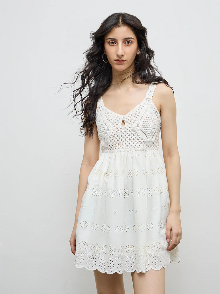 Bombay Paisley Off-White Crochet Design Cotton A-Line Dress - Image 2