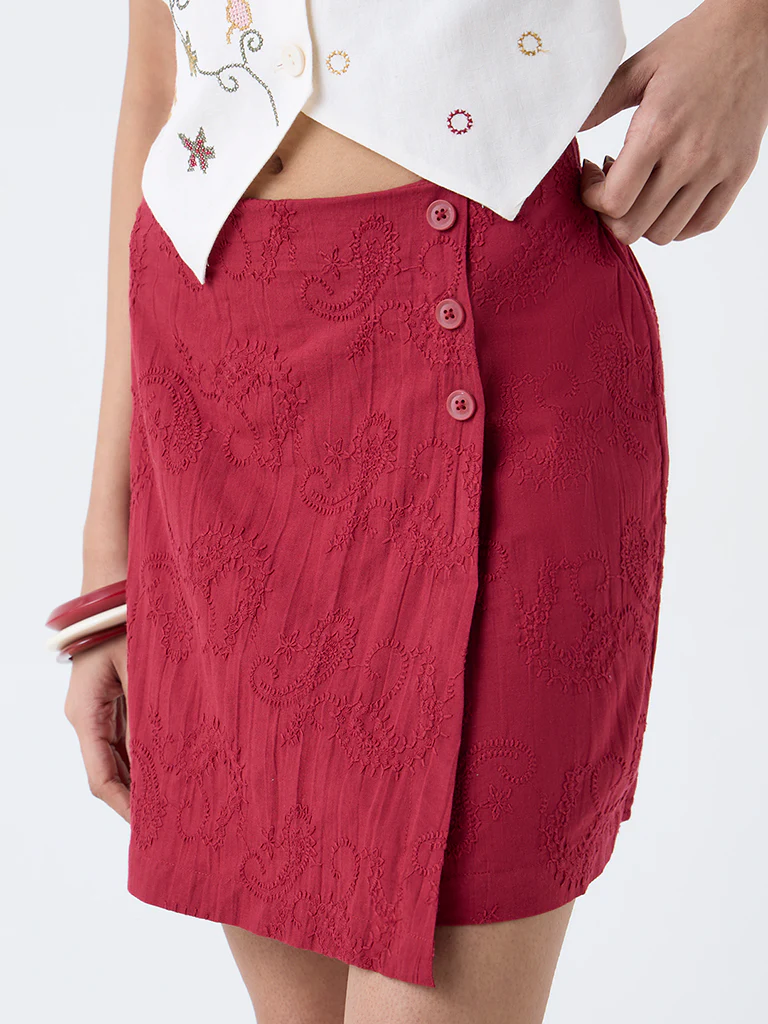 Bombay Paisley Red Embroidered Cotton Skorts - Image 3