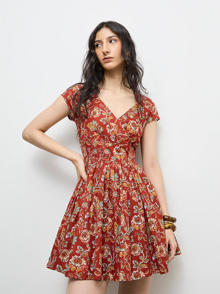 Bombay Paisley Red Floral Pattern Cotton A-Line Dress - Image 2