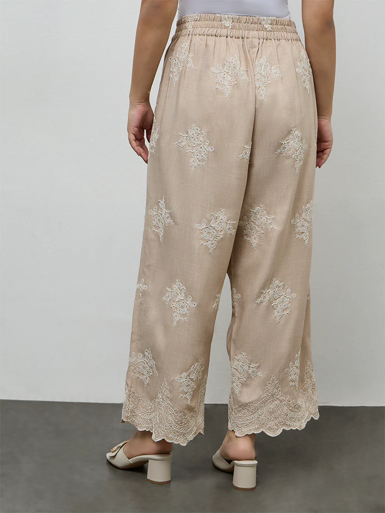 Diza Beige Floral Embroidered Pants - Image 4