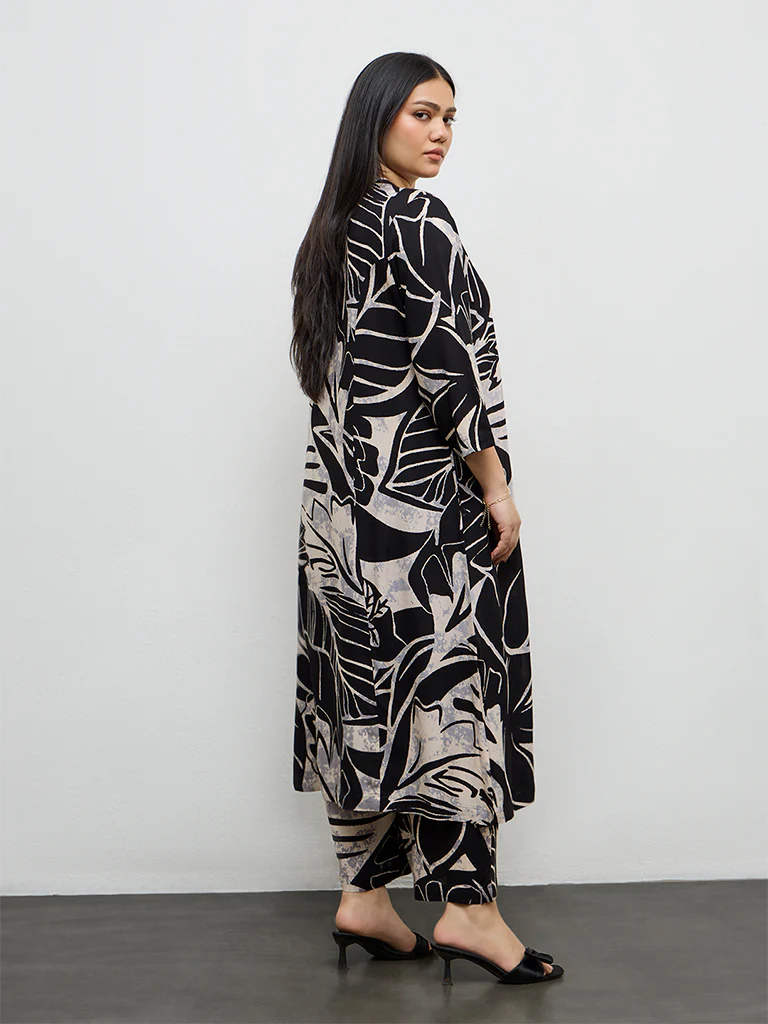 Diza Black Botanical Design A-Line Kurta - Image 4