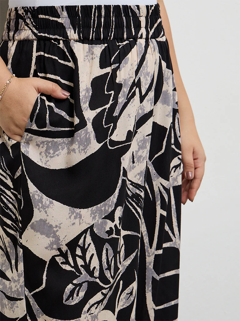 Diza Black Botanical Design Palazzos - Image 3