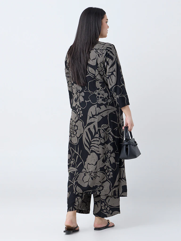 Diza Black Botanical-Printed A-Line Kurta - Image 4