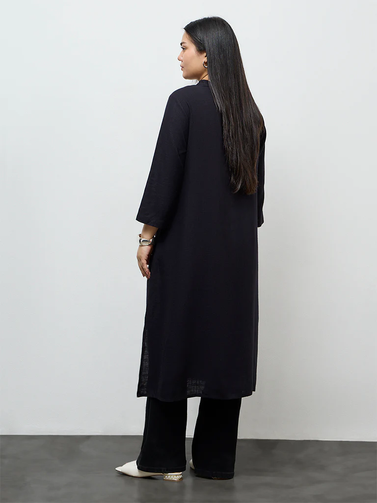 Diza Black Floral Embroidered A-Line Kurta - Image 4