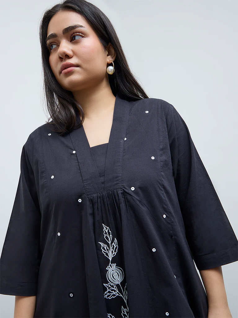 Diza Black Floral Embroidered Cotton A-Line Kurta - Image 3