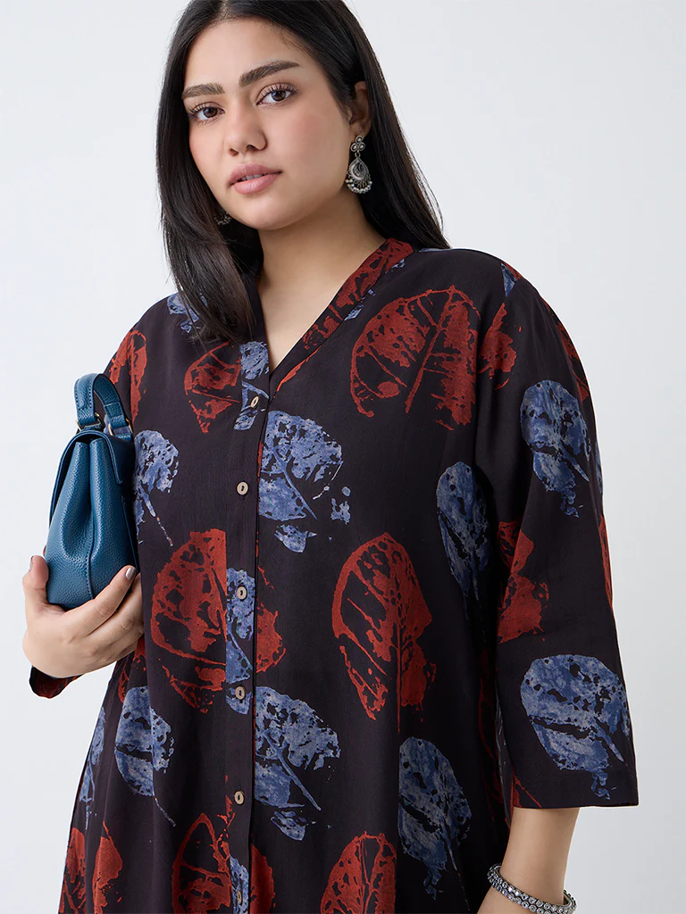 Diza Black Leaf Design A-Line Kurta - Image 3
