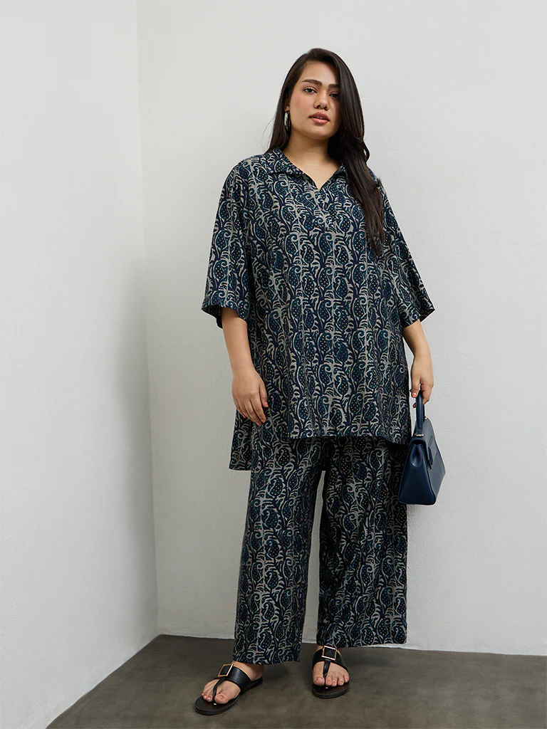 Diza Indigo Paisley Printed Palazzos - Image 2