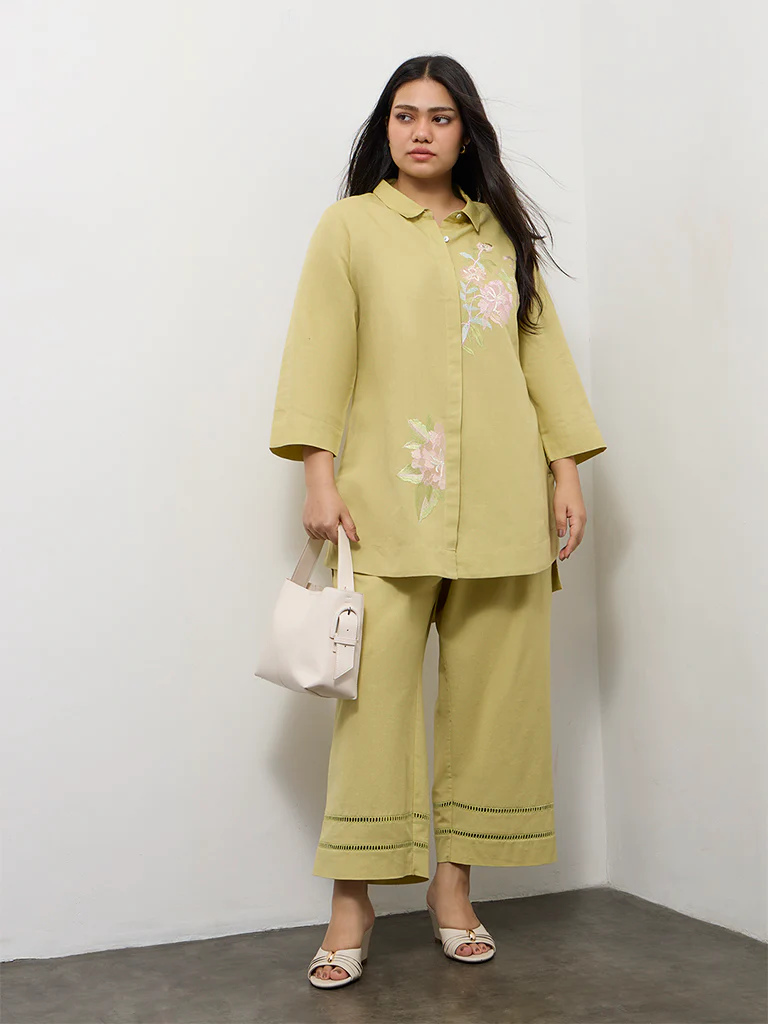 Diza Light Green Floral Embroidered Linen-Blend Tunic - Image 2