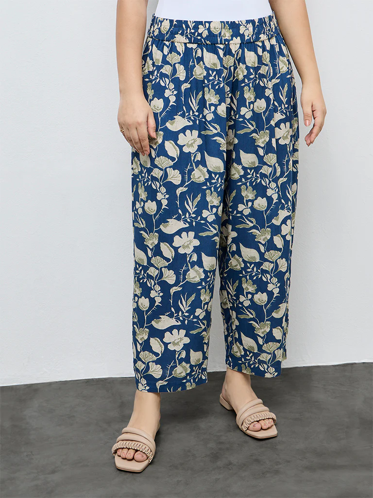 Diza Navy Floral Printed Pants