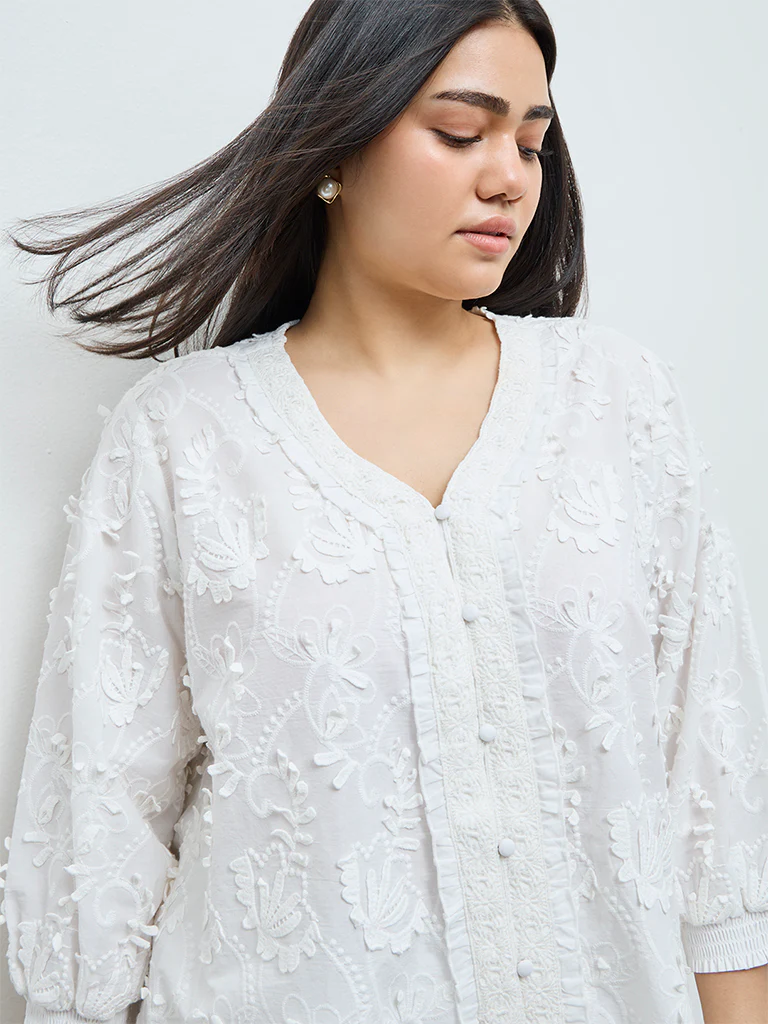 Diza White Floral Embroidered Tunic - Image 3