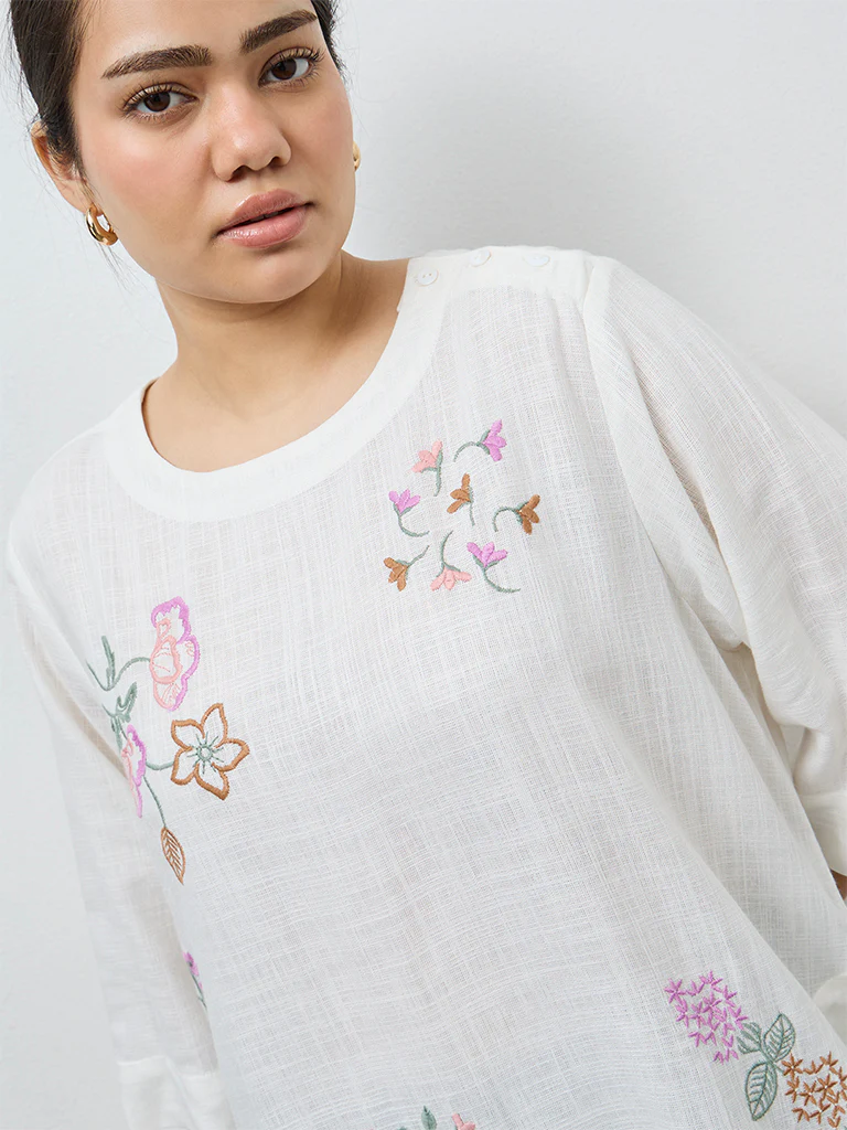 Diza White Floral Embroidered High-Low Tunic - Image 3