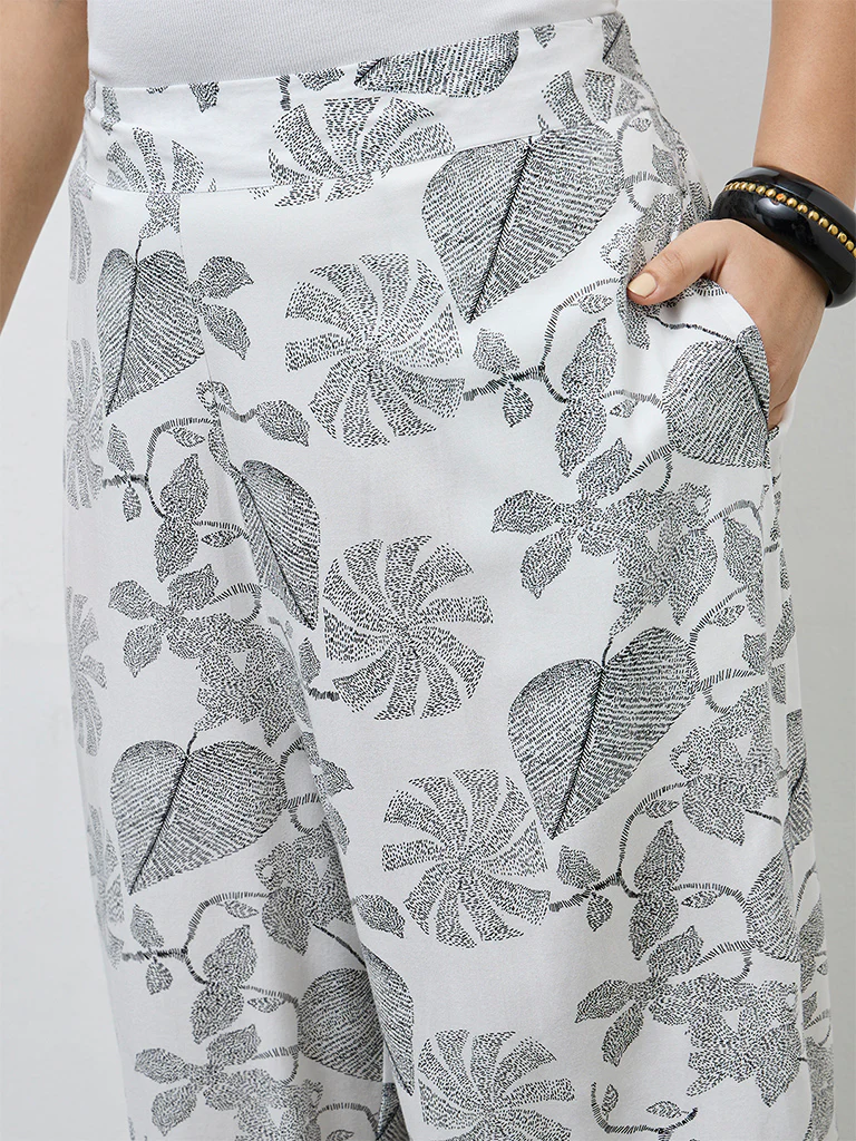 Diza White Leaf Design Pants - Image 3