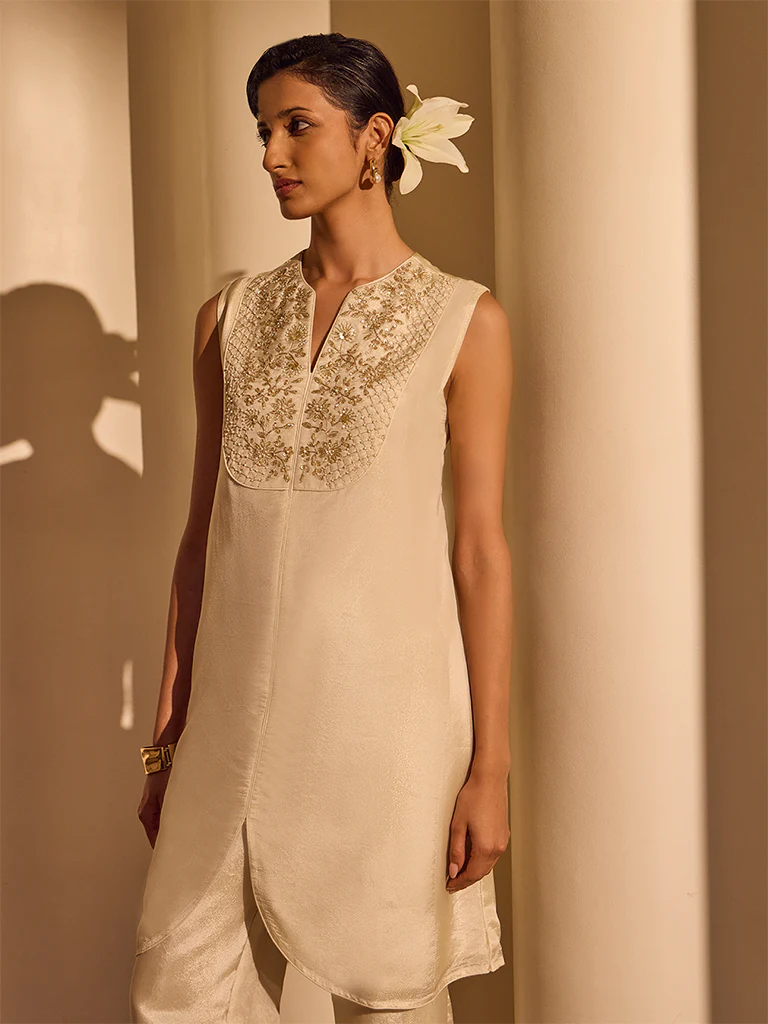 Embroidered Kurta – Cream - Image 3