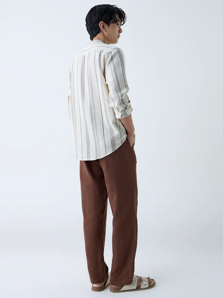 ETA Brown Solid Relaxed-Fit Mid-Rise Cotton Chinos - Image 5