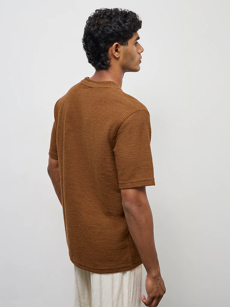 ETA Brown Textured Relaxed-Fit Cotton-Blend T-Shirt - Image 5