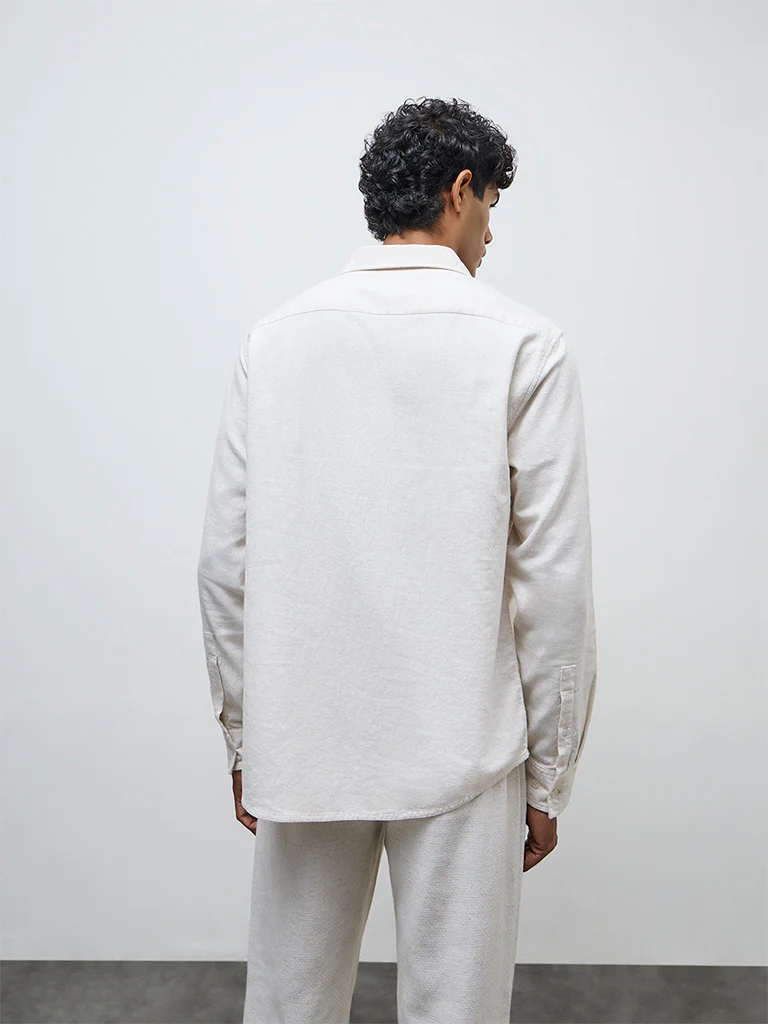 ETA Off-White Solid Relaxed-Fit Cotton-Blend Shirt - Image 4
