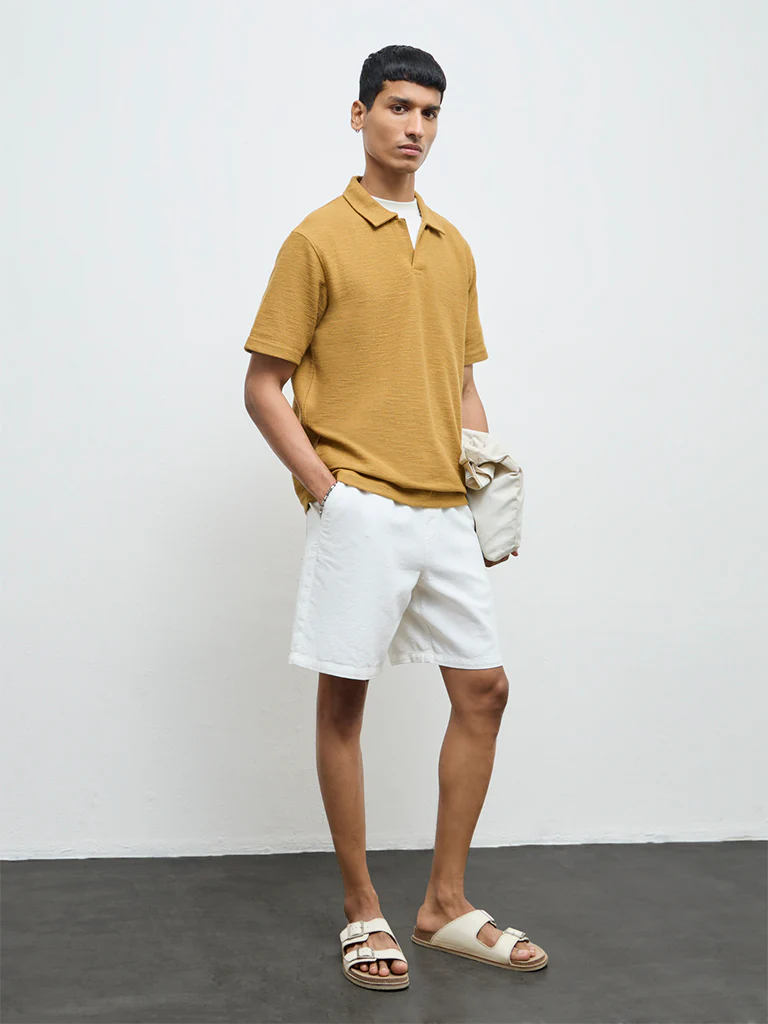 ETA Off-White Solid Relaxed-Fit Mid-Rise Cotton Shorts