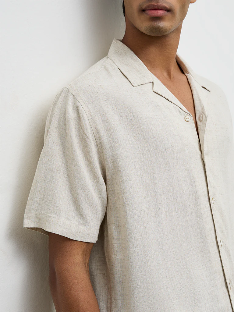 ETA Off-White Solid Relaxed-Fit Shirt - Image 3