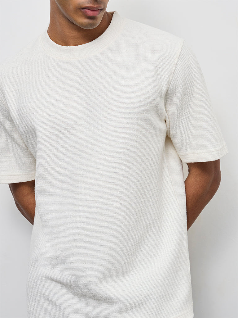ETA Off-White Textured Relaxed-Fit Cotton-Blend T-Shirt - Image 4