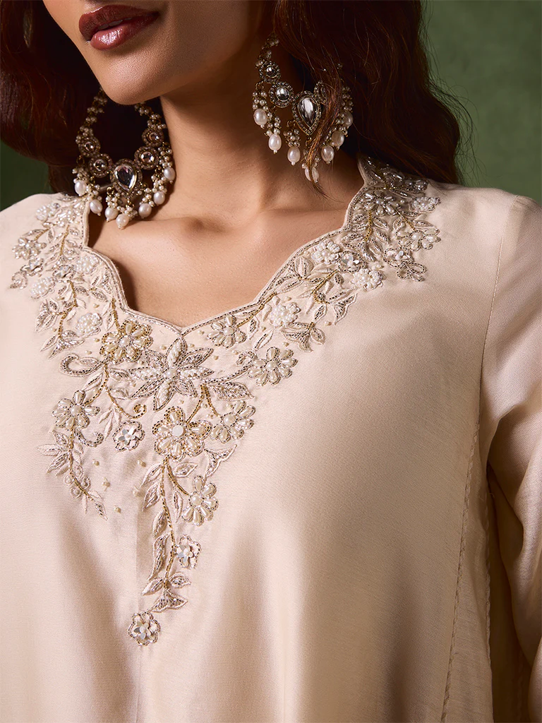 Floral Embroidered Kurta – Ivory - Image 3