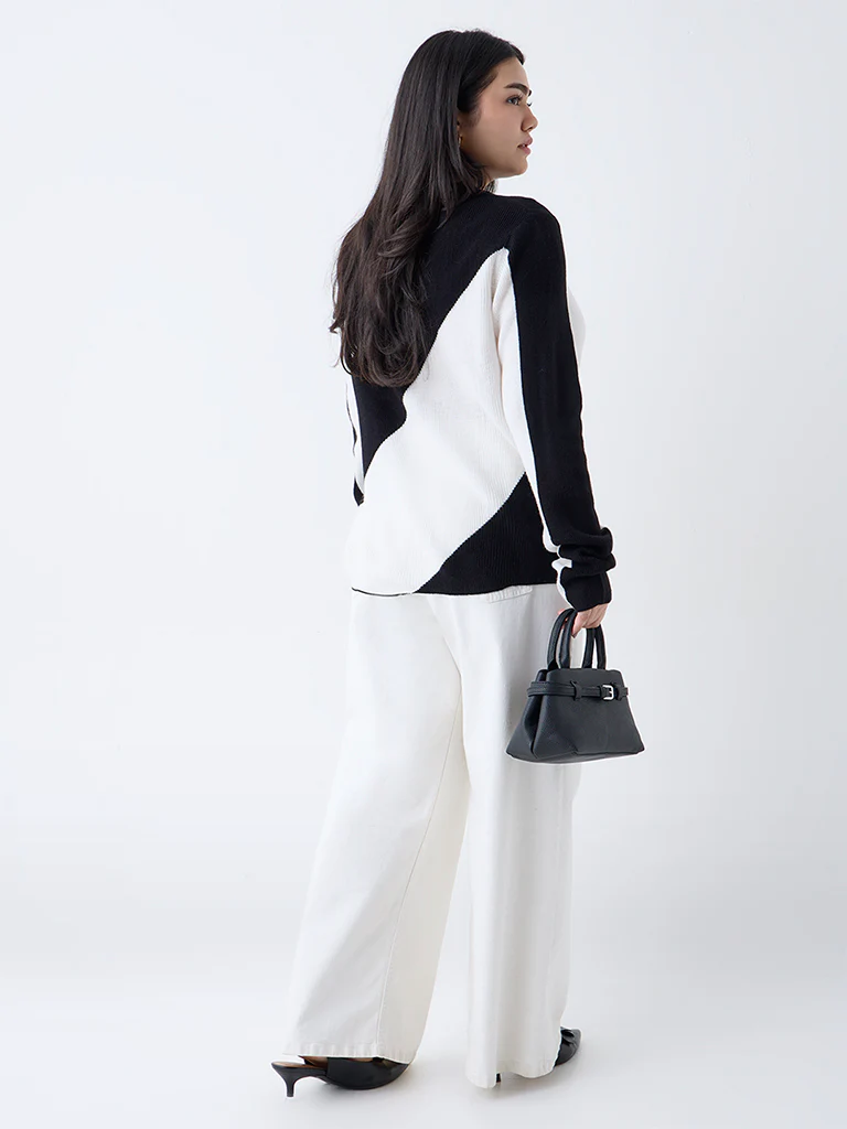 Gia Black Colour-Blocked Knit-Textured Sweater - Image 4