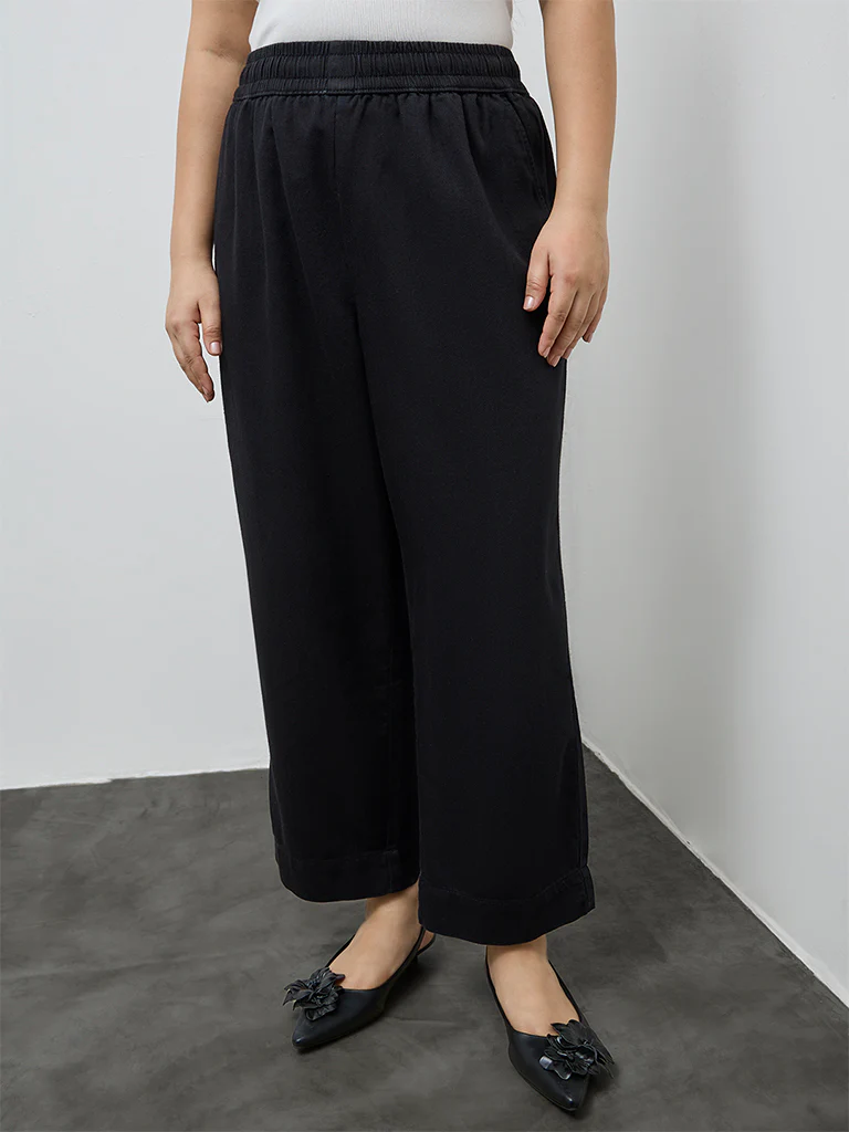 Gia Black High-Rise Denim Pants - Image 2