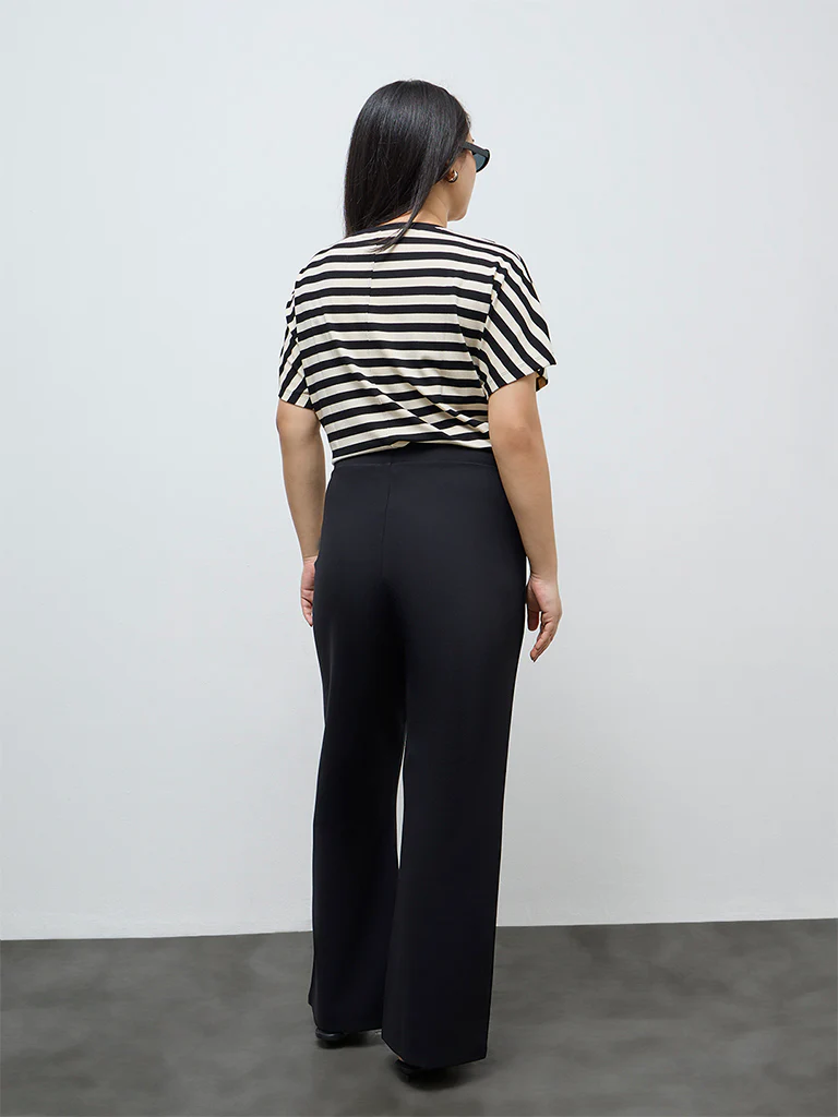 Gia Black Solid High-Rise Trousers - Image 4