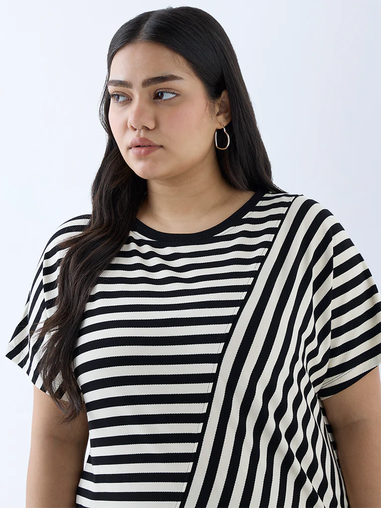 Gia Black Stripe Printed T-Shirt - Image 3
