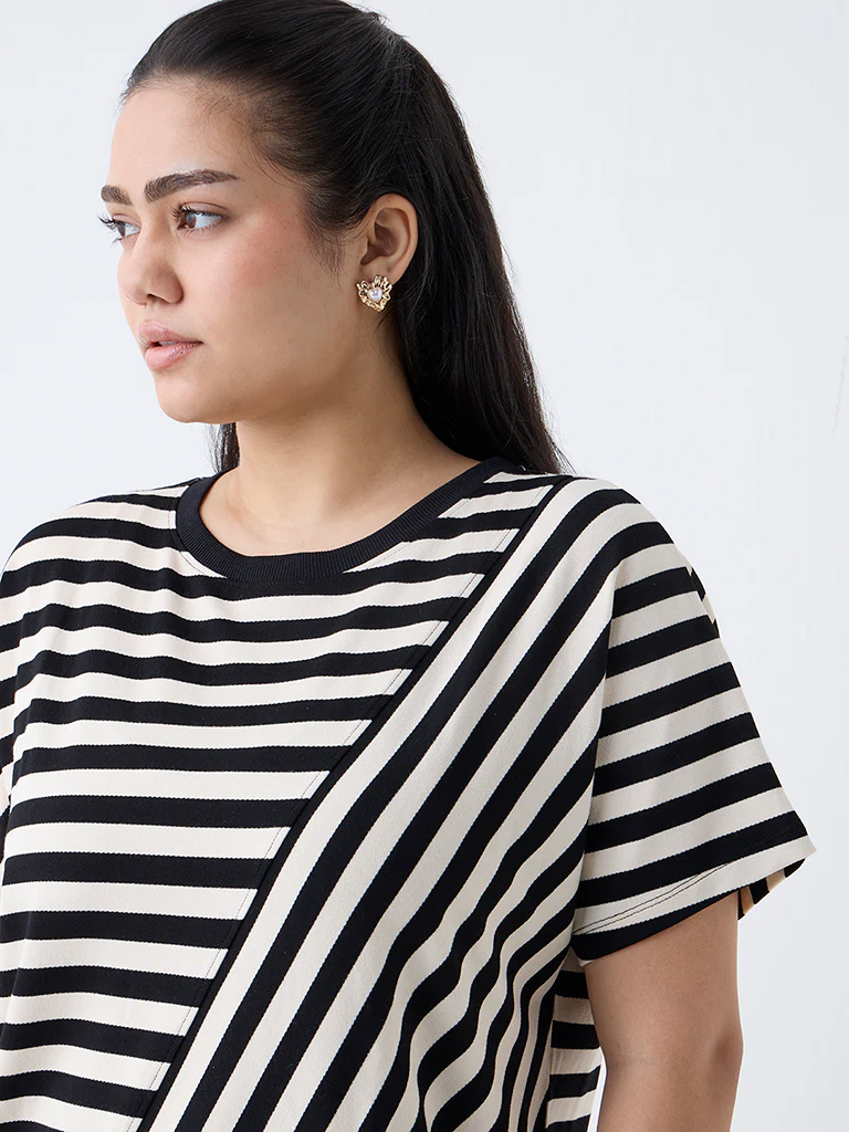 Gia Black Striped T-Shirt - Image 3