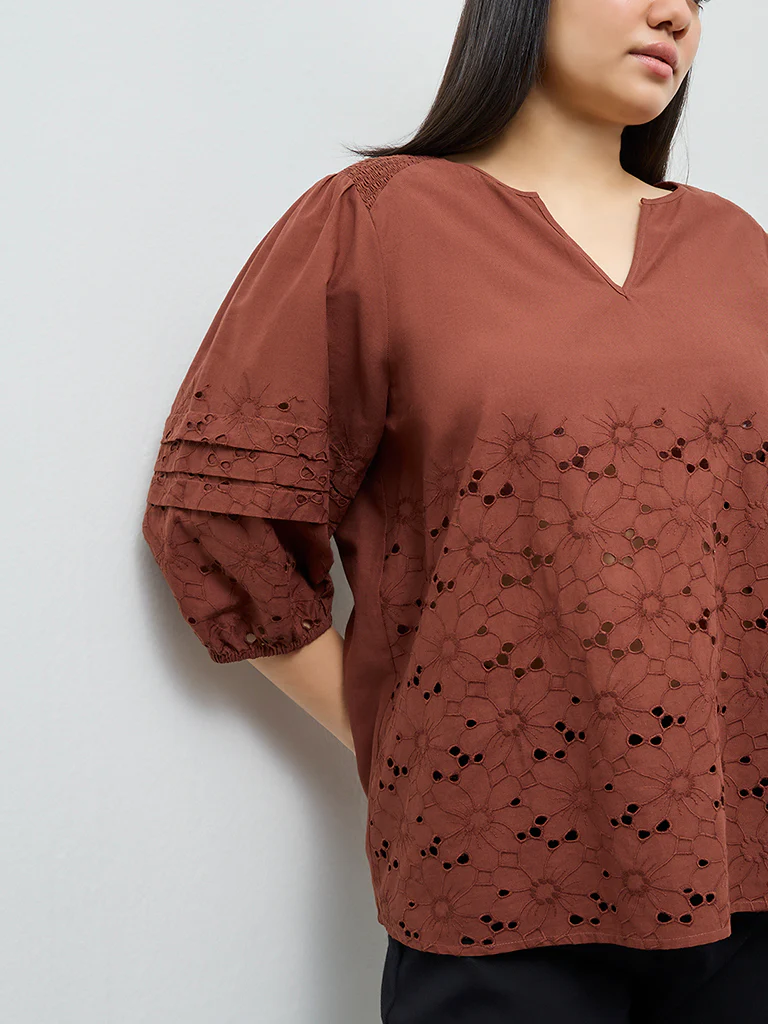 Gia Brown Schiffli Embroidered Cotton Blouse - Image 3