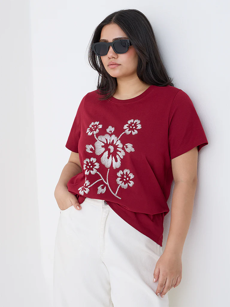 Gia Red Floral Design Cotton T-Shirt