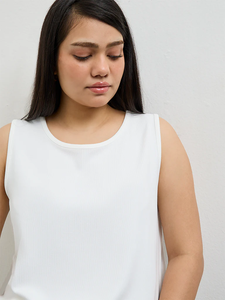 Gia White Ribbed-Textured Tank Top - Image 3