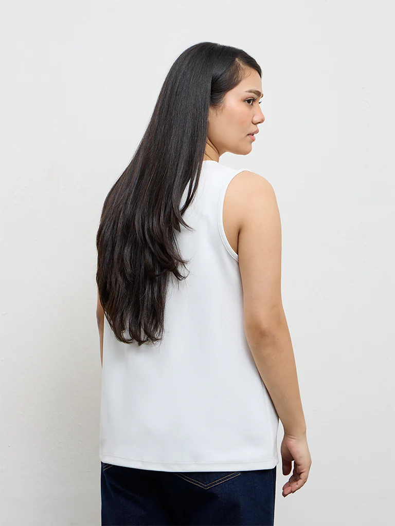 Gia White Ribbed-Textured Tank Top - Image 4