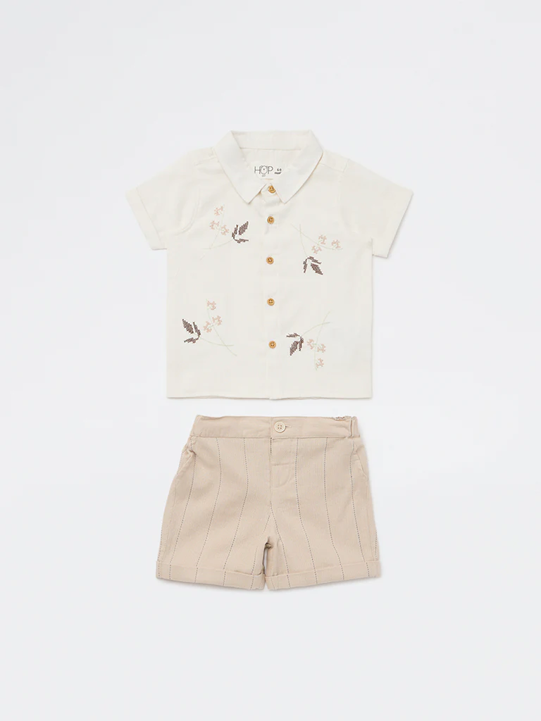 HOP Baby Boys Off-White Cotton Shirt and Shorts Set - Image 2