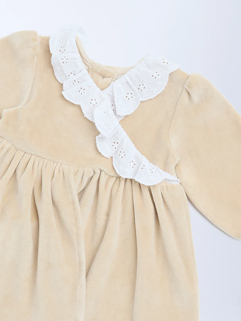 HOP Baby Girls Beige Schiffli Detailed Cotton-Blend A-Line Dress - Image 4