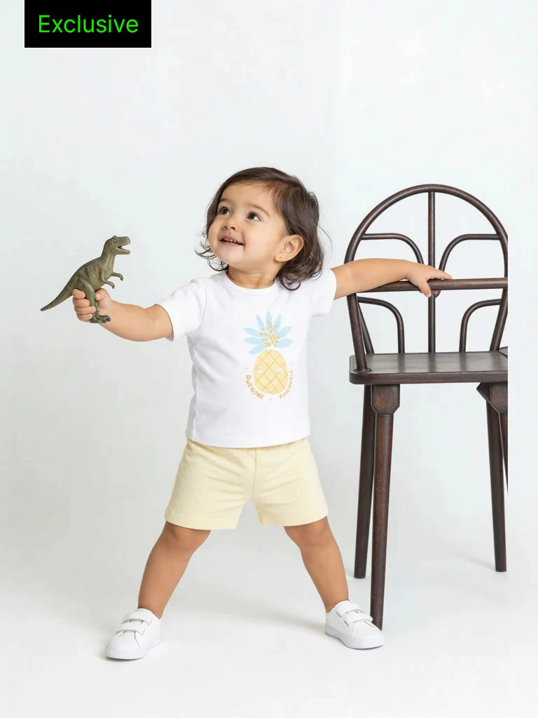 HOP Baby Girls Multicolour Printed Cotton T-Shirt and Shorts Set - Exclusive