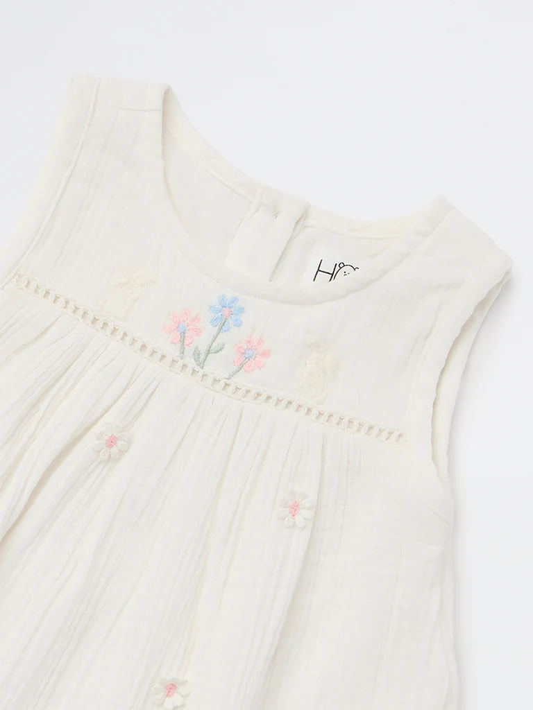 HOP Baby Girls White Floral Embroidered A-Line Cotton Dress - Image 4