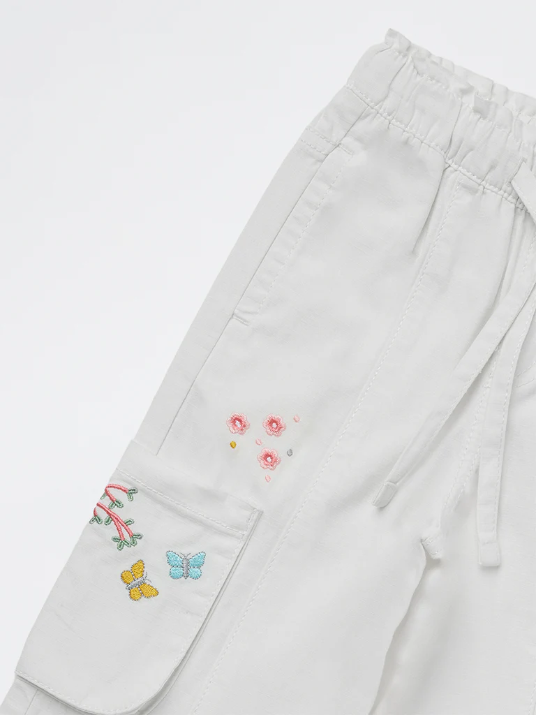 HOP Kids Girls White Embroidered High-Rise Cotton Cargo Pants - Image 6