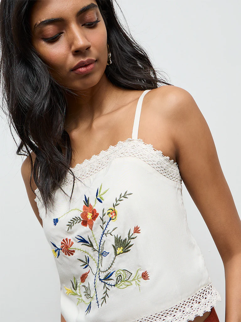 LOV Off-White Floral Embroidered Top - Image 3