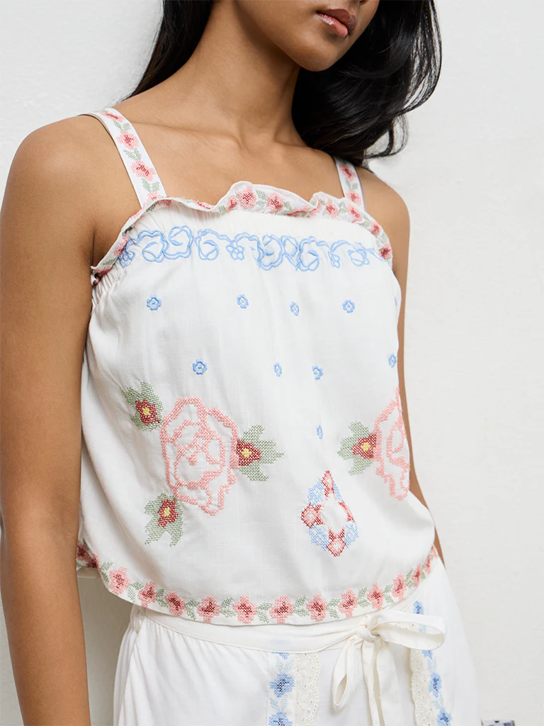 LOV Off-White Floral Embroidered Top - Image 3