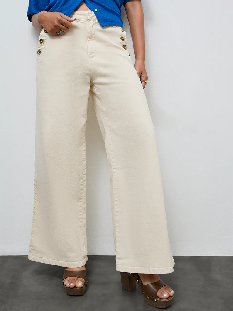 LOV Off-White High-Rise Flared Jeans - Image 2
