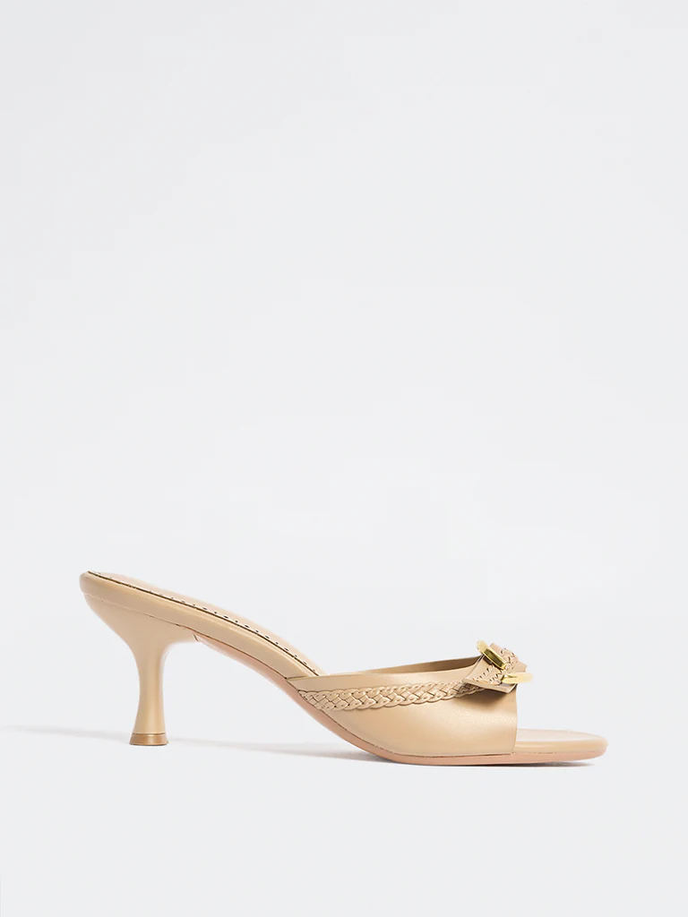LUNA BLU Beige Buckle-Detailed Sandals