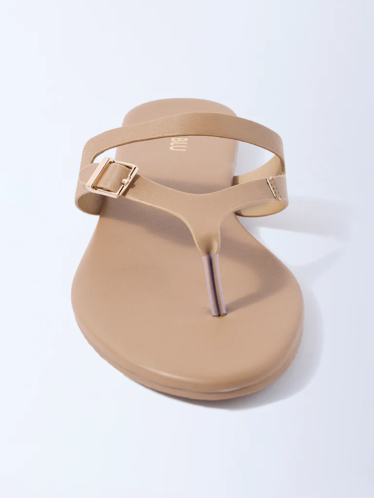 LUNA BLU Beige Buckle-Detailed Thong-Strap Sandals - Exclusive - Image 3