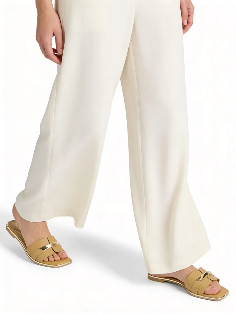 LUNA BLU Beige Metal-Detail Slides