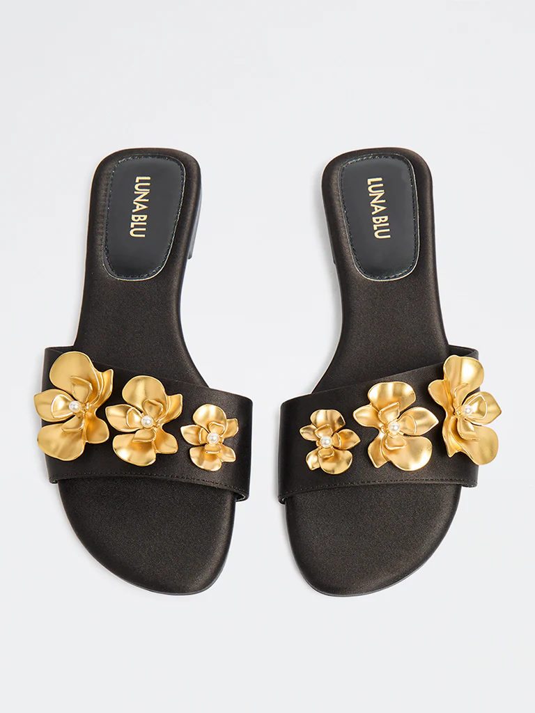 LUNA BLU Black Floral Detailed Slides - Image 3