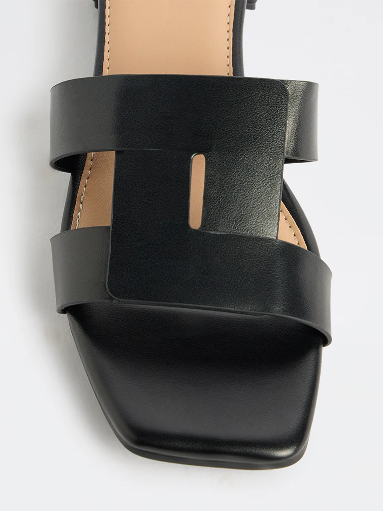 LUNA BLU Black Lock-Pattern Sandals - Image 4
