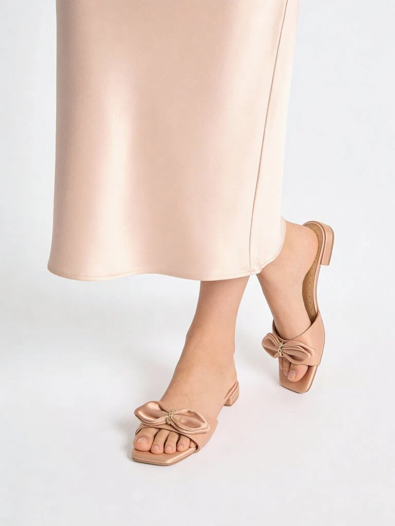LUNA BLU Blush Pink Bow-Detailed Slides